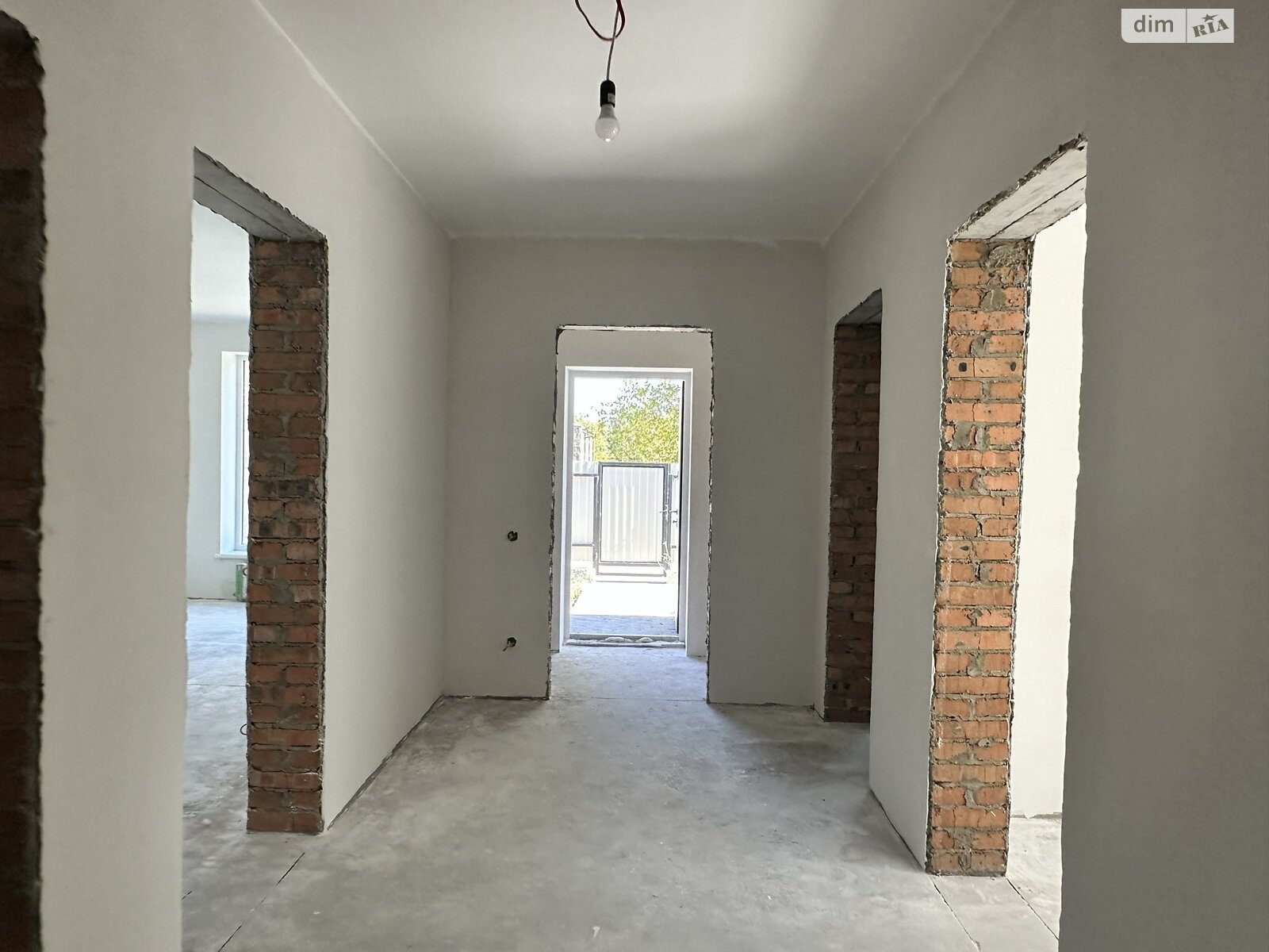 одноэтажный дом, 125 кв. м, кирпич. Продажа в Гореничах фото 1 одноэтажный дом, 125 кв. м, кирпич. Продажа в Гореничах фото 1