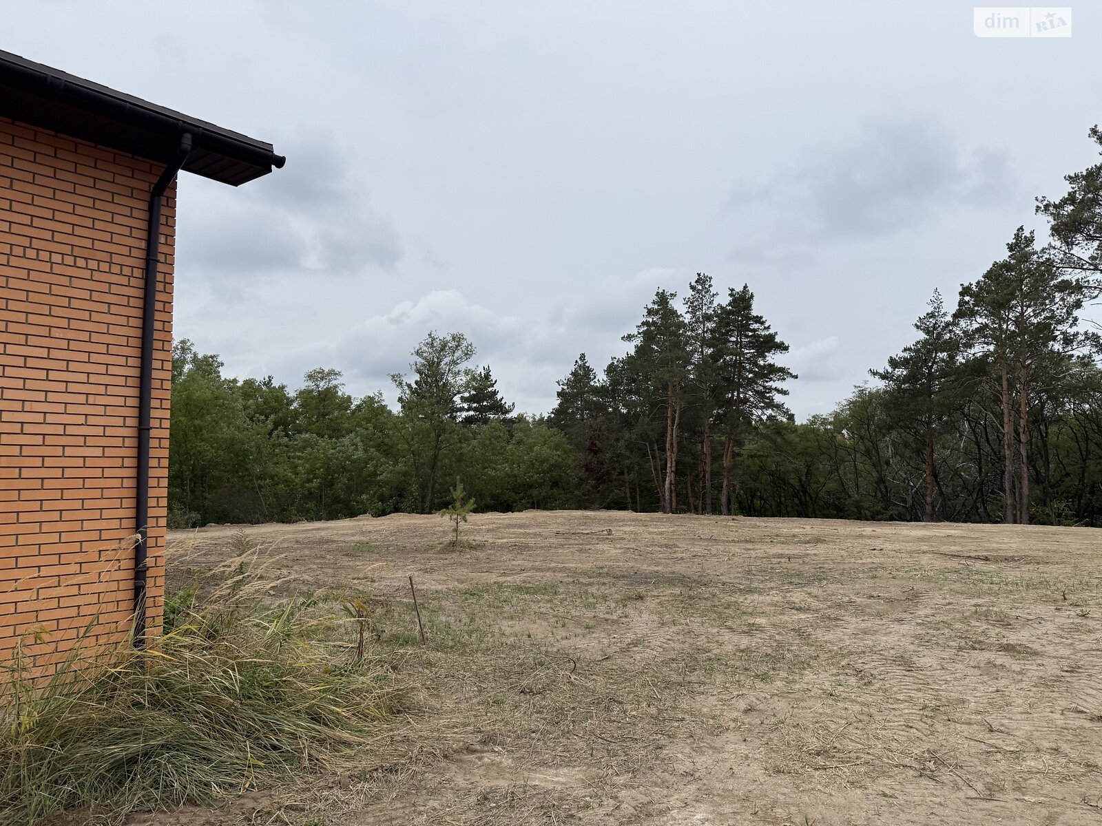 двухэтажный дом с ремонтом, 150 кв. м, кирпич. Продажа в Гореничах фото 1