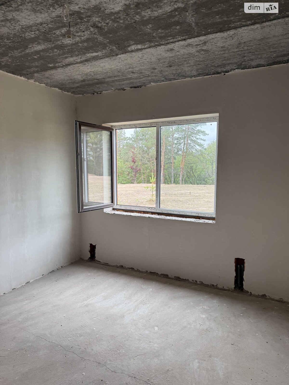 двухэтажный дом с ремонтом, 150 кв. м, кирпич. Продажа в Гореничах фото 1