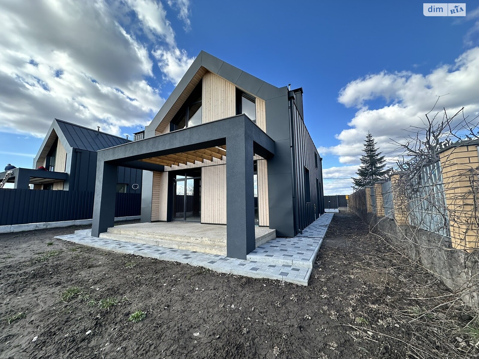 двухэтажный дом с отоплением, 140 кв. м, кирпич. Продажа в Гореничах фото 1 двухэтажный дом с отоплением, 140 кв. м, кирпич. Продажа в Гореничах фото 1