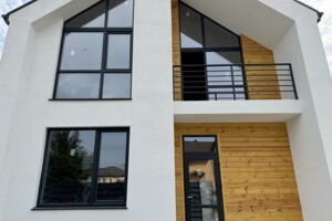 двухэтажный дом с балконом, 140 кв. м, газобетон. Продажа в Гореничах фото 2