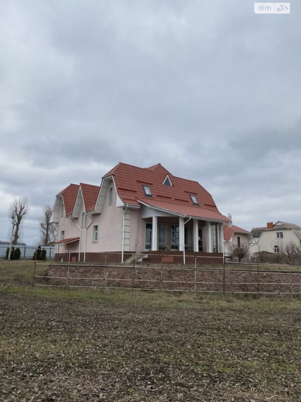 двухэтажный дом с верандой, 298.6 кв. м, кирпич. Продажа в Гореничах фото 1 двухэтажный дом с верандой, 298.6 кв. м, кирпич. Продажа в Гореничах фото 1