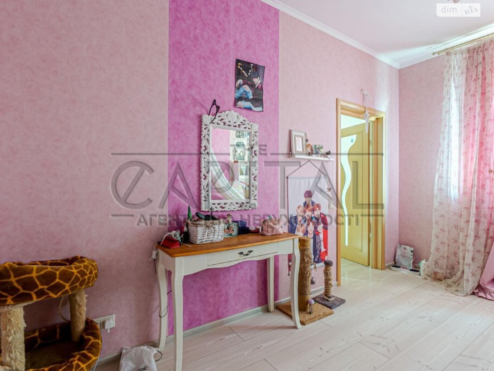 двухэтажный дом с ремонтом, 465 кв. м, кирпич. Продажа в Гореничах фото 1