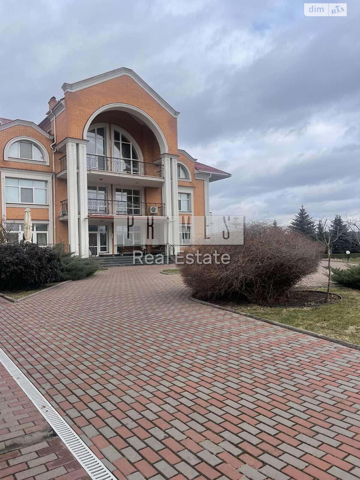 триповерховий будинок, 2500 кв. м, кирпич. Продаж у Гореничах фото 1