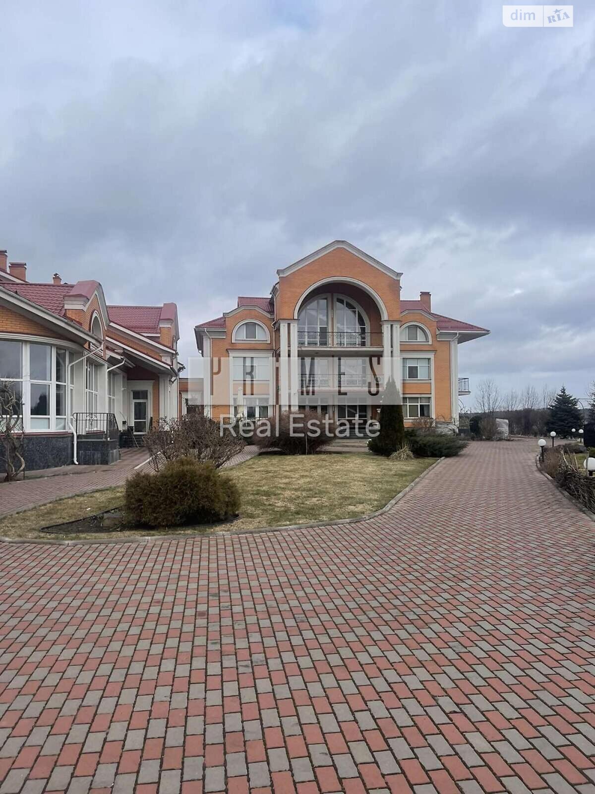 триповерховий будинок, 2500 кв. м, кирпич. Продаж у Гореничах фото 1