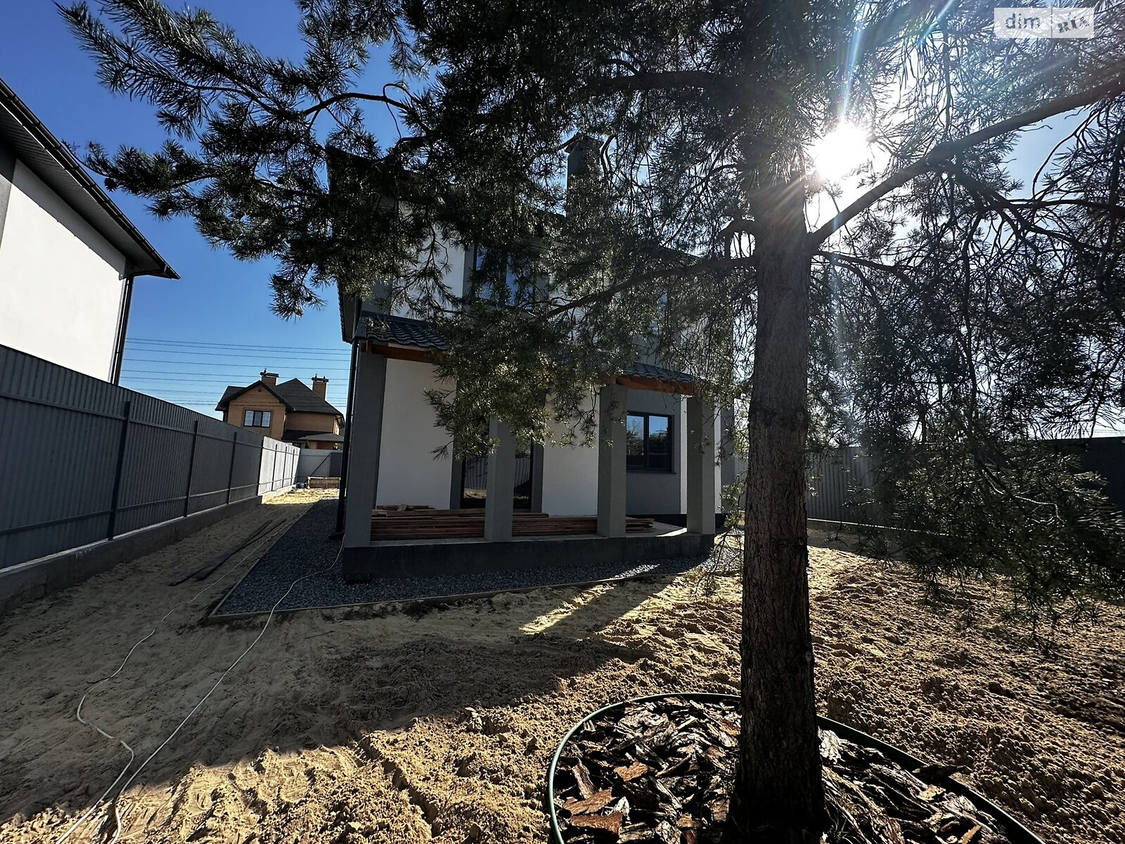 двухэтажный дом с верандой, 150 кв. м, кирпич. Продажа в Гореничах фото 1