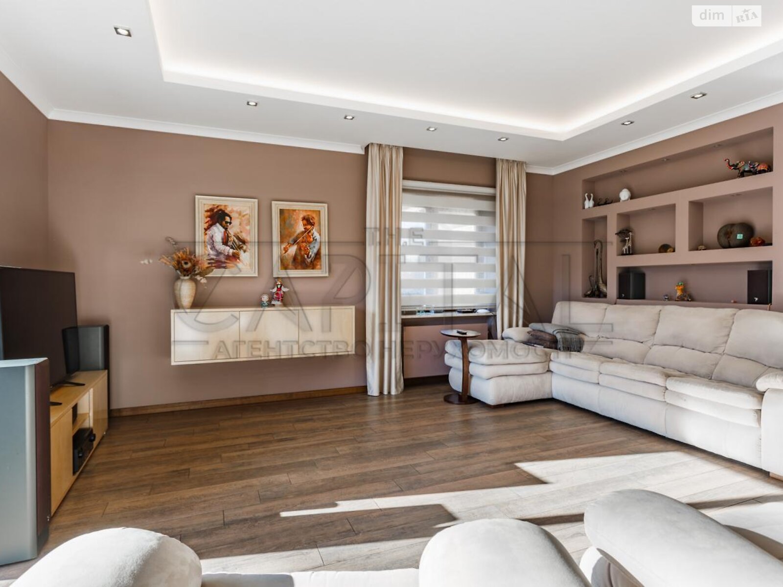 двоповерховий будинок з гаражем, 294.1 кв. м, цегла. Продаж у Гореничах фото 1 двоповерховий будинок з гаражем, 294.1 кв. м, цегла. Продаж у Гореничах фото 1