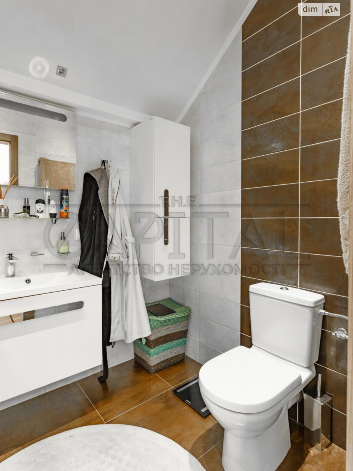 двоповерховий будинок з гаражем, 294.1 кв. м, цегла. Продаж у Гореничах фото 1 двоповерховий будинок з гаражем, 294.1 кв. м, цегла. Продаж у Гореничах фото 1