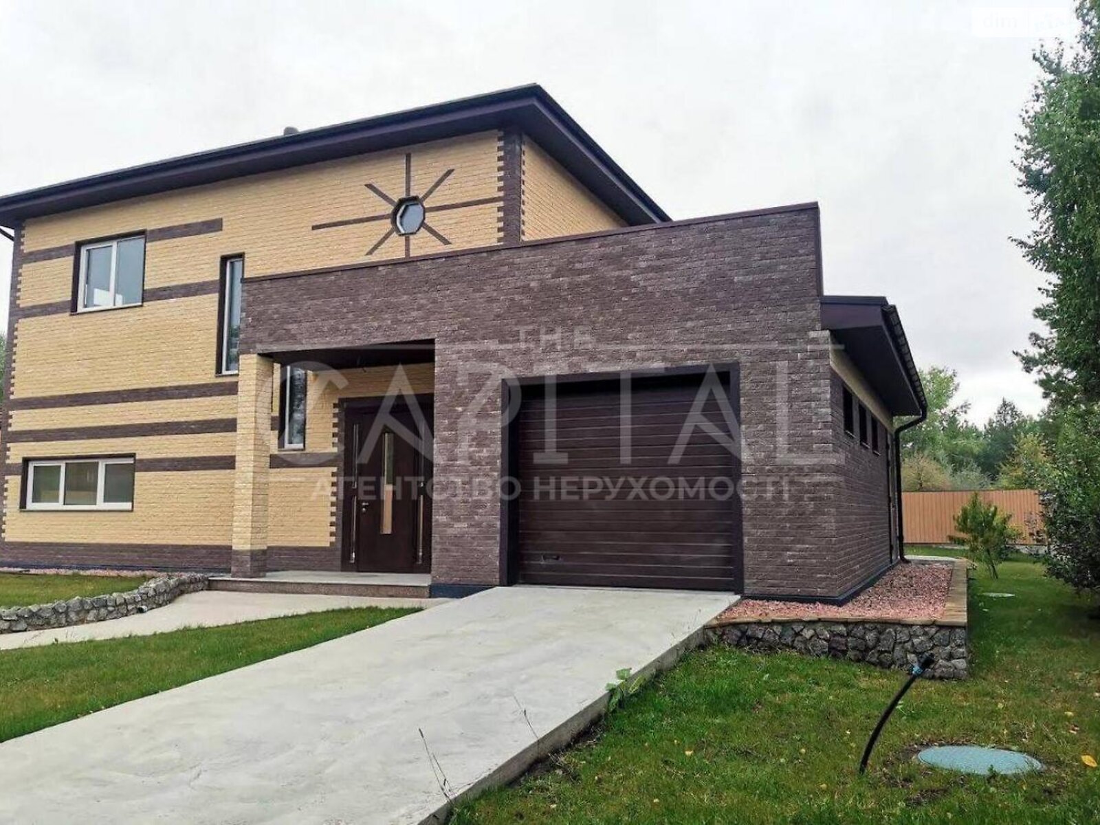 двухэтажный дом с гаражом, 218 кв. м, кирпич. Продажа в Гореничах фото 1 двухэтажный дом с гаражом, 218 кв. м, кирпич. Продажа в Гореничах фото 1