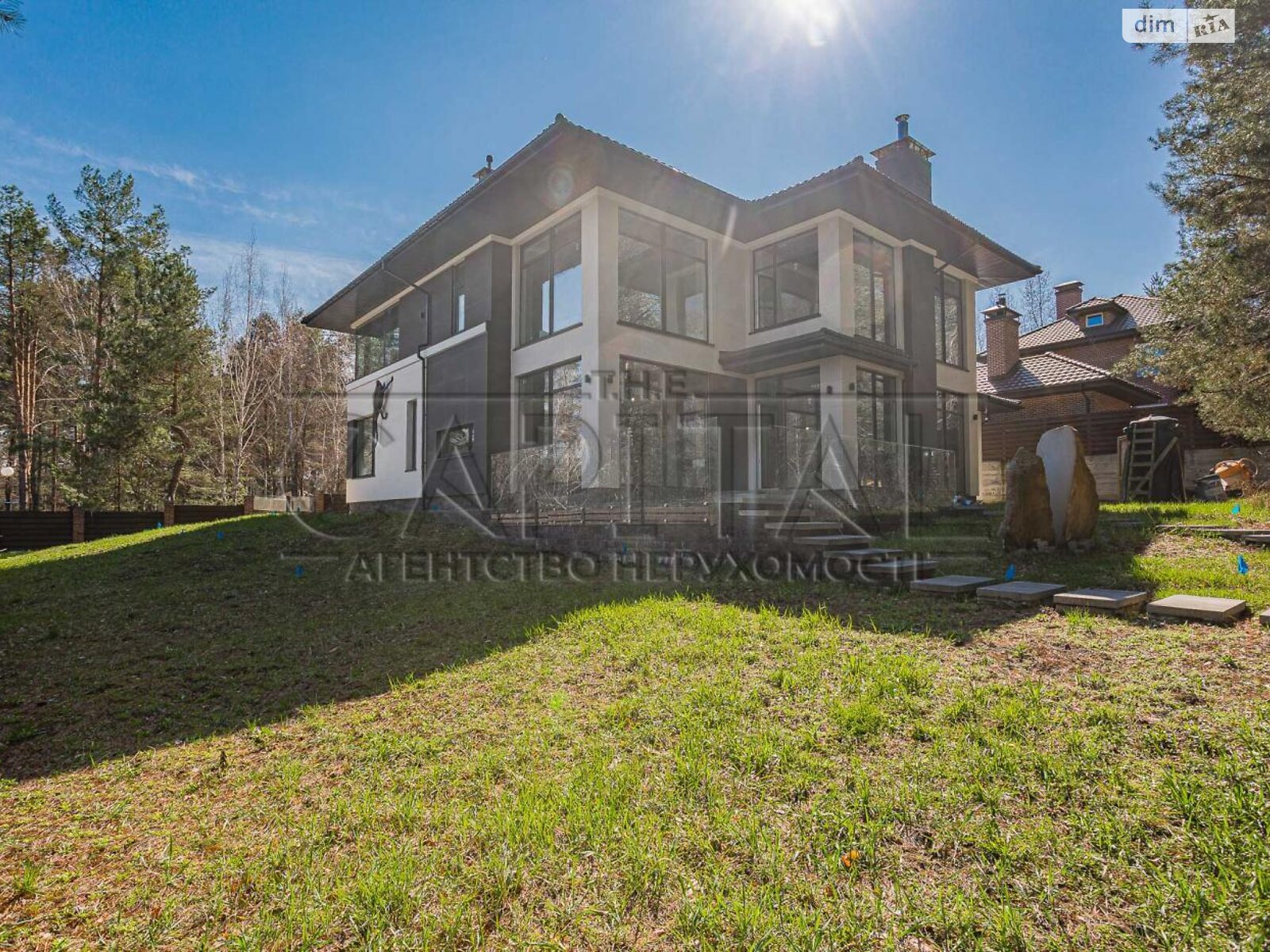 двухэтажный дом с верандой, 285 кв. м, кирпич. Продажа в Гореничах фото 1 двухэтажный дом с верандой, 285 кв. м, кирпич. Продажа в Гореничах фото 1