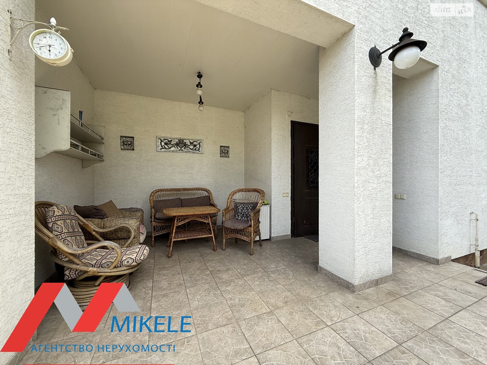 двухэтажный дом с гаражом, 265.3 кв. м, кирпич. Продажа в Гореничах фото 1 двухэтажный дом с гаражом, 265.3 кв. м, кирпич. Продажа в Гореничах фото 1