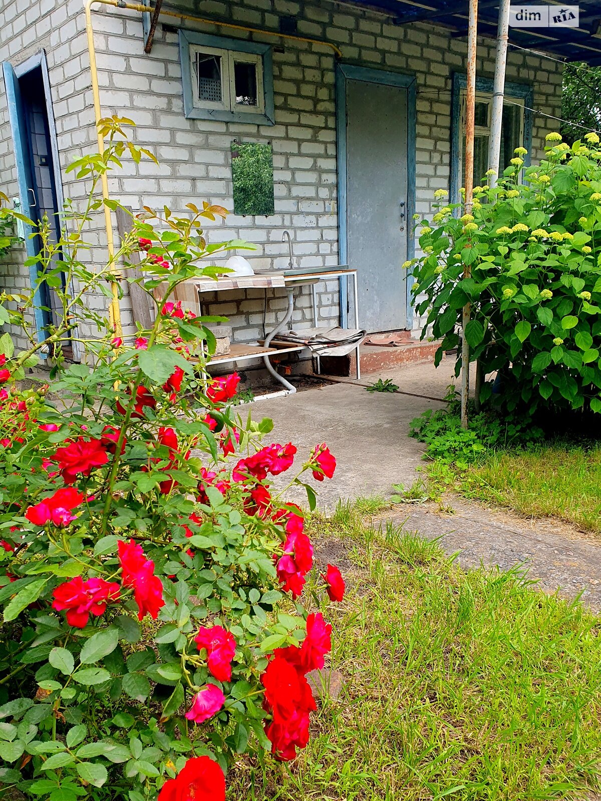 двухэтажный дом с верандой, 29.9 кв. м, кирпич. Продажа в Гореничах фото 1