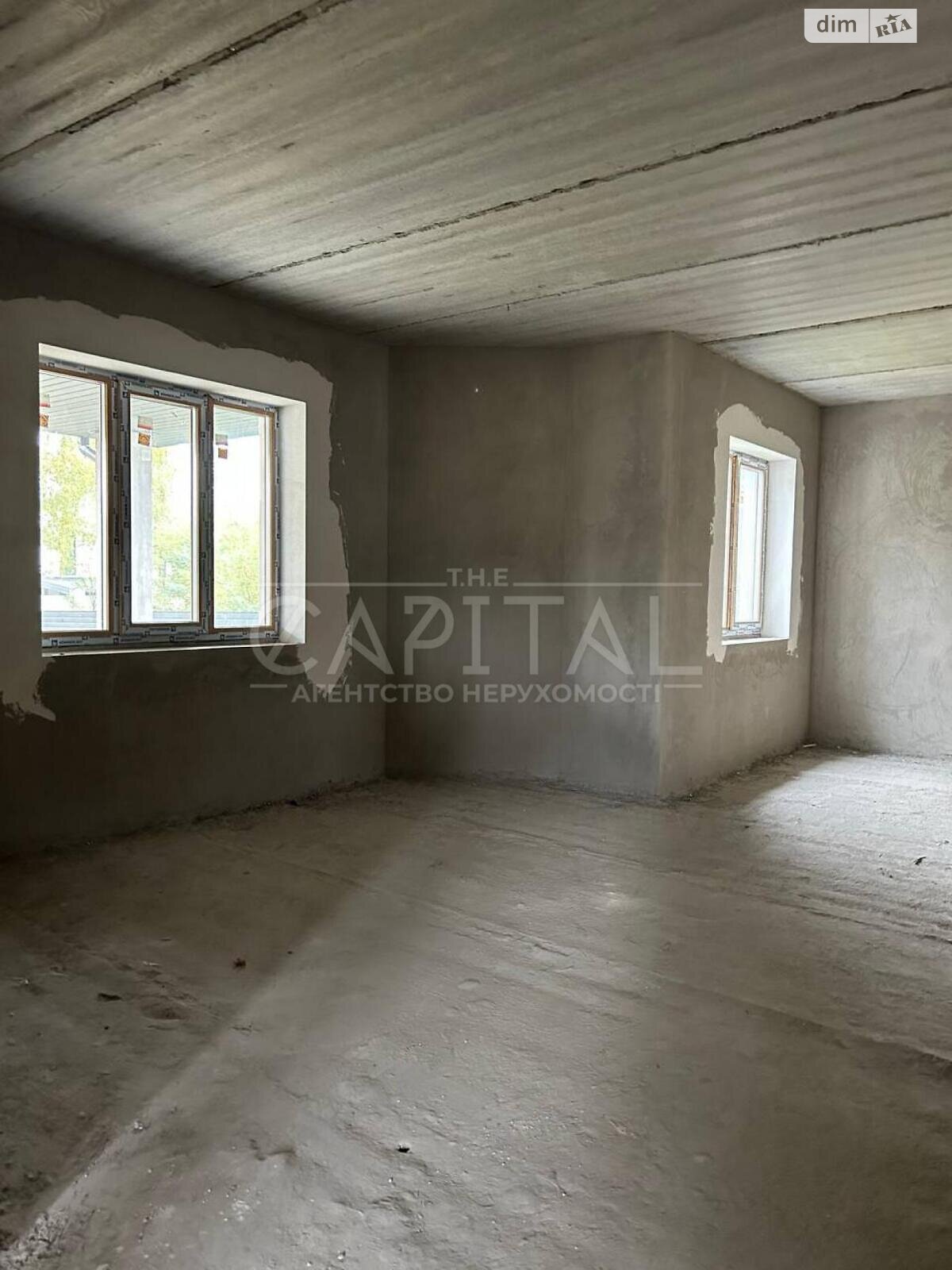 двухэтажный дом с отоплением, 443.7 кв. м, кирпич. Продажа в Гореничах фото 1