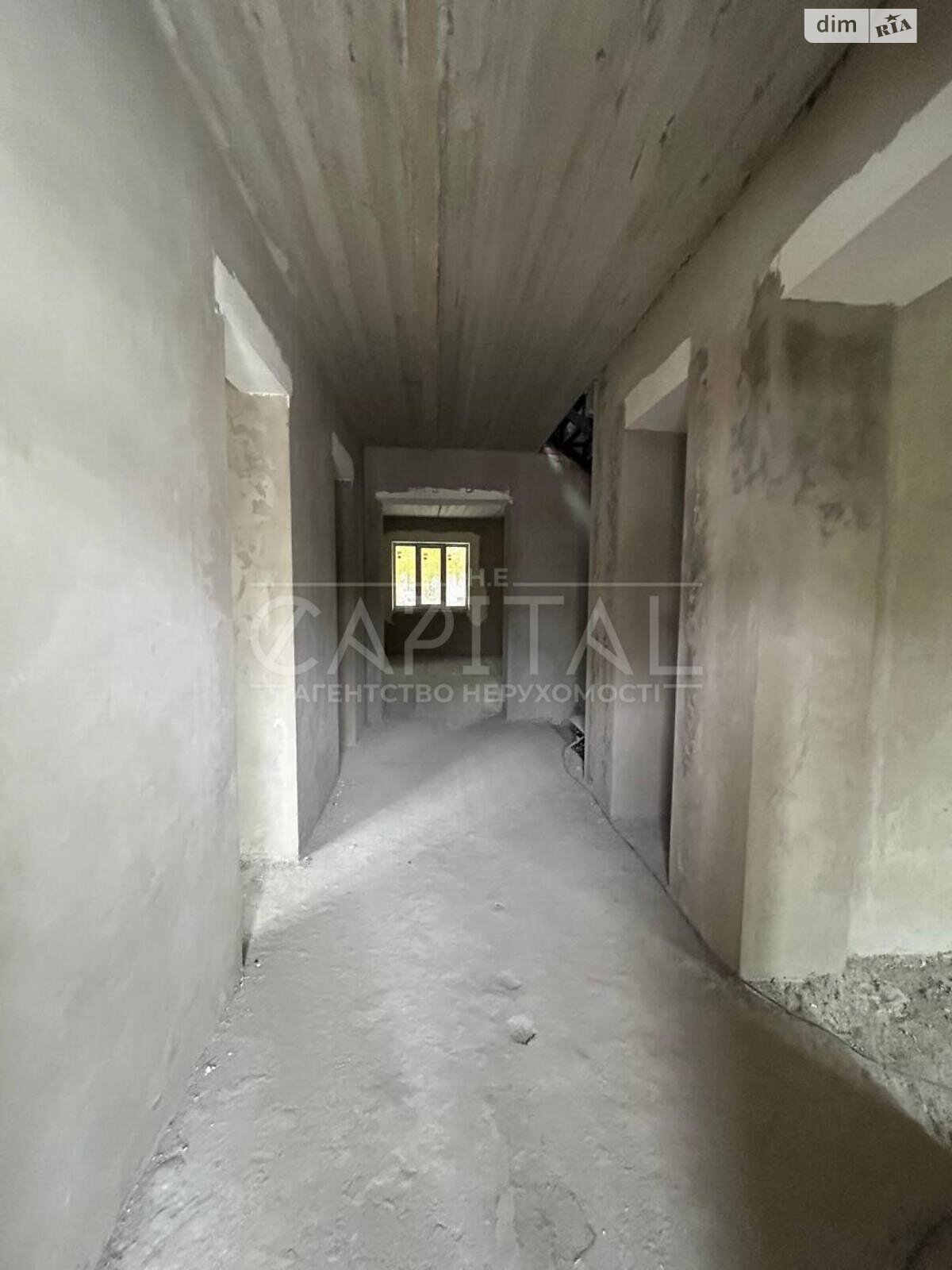 двухэтажный дом с отоплением, 443.7 кв. м, кирпич. Продажа в Гореничах фото 1