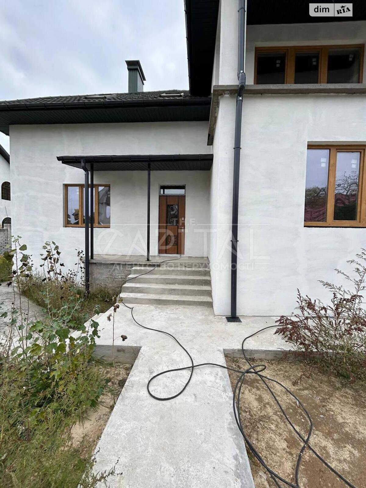 двухэтажный дом с отоплением, 443.7 кв. м, кирпич. Продажа в Гореничах фото 1