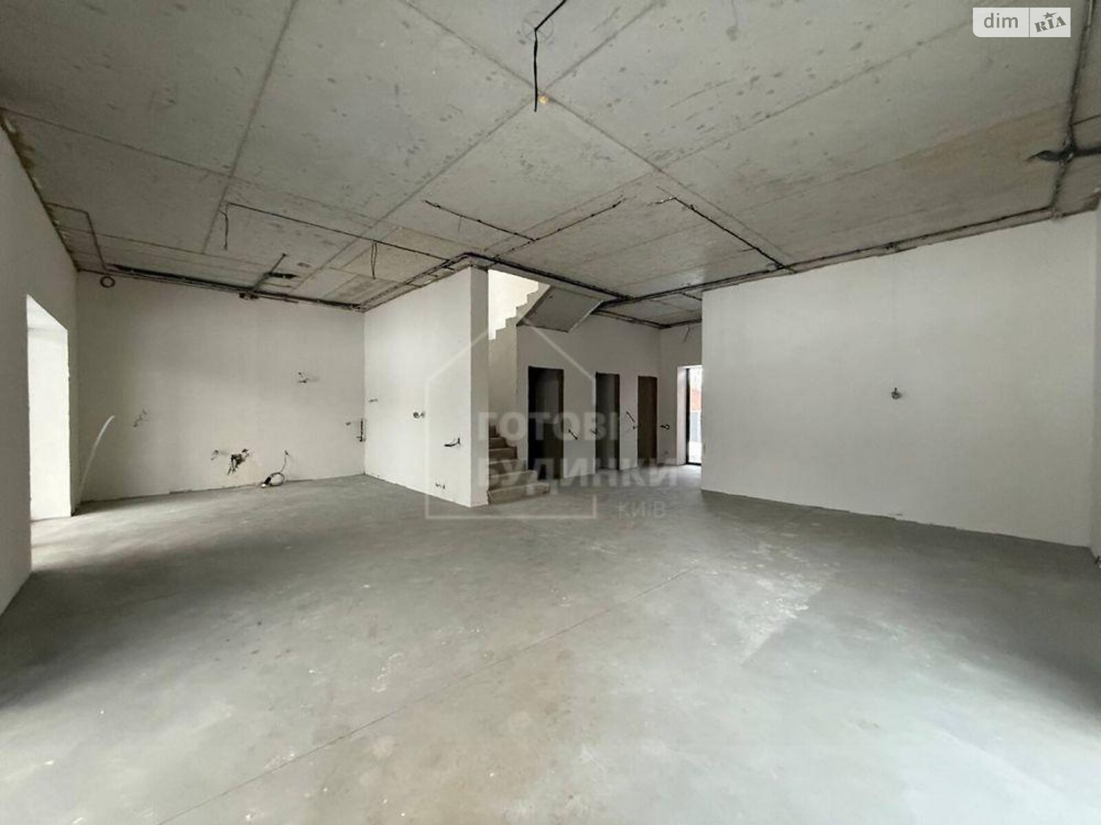 двухэтажный дом, 200 кв. м, кирпич. Продажа в Гореничах фото 1