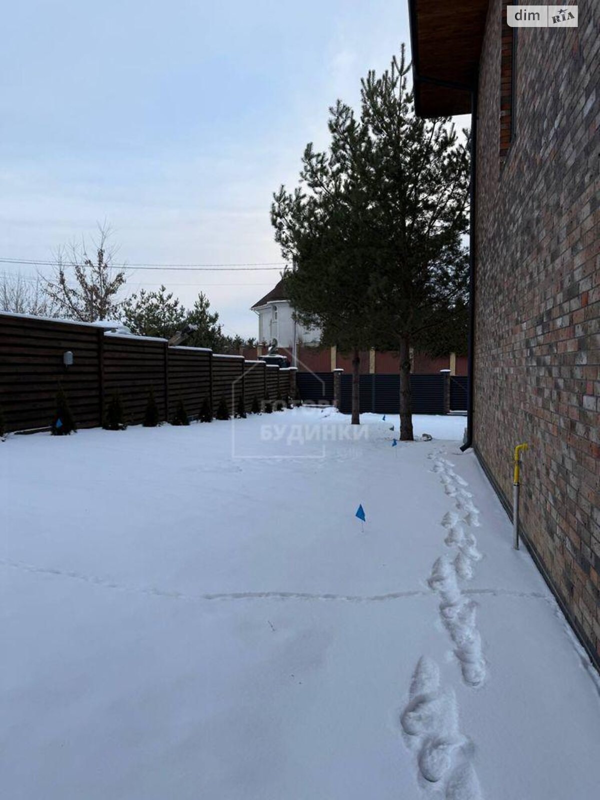 двухэтажный дом, 200 кв. м, кирпич. Продажа в Гореничах фото 1