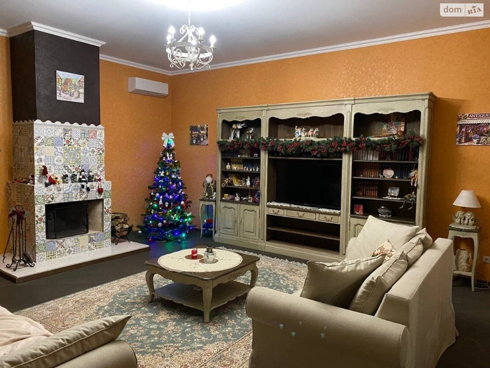 трехэтажный дом веранда, 1039 кв. м, кирпич. Продажа в Горенке фото 1