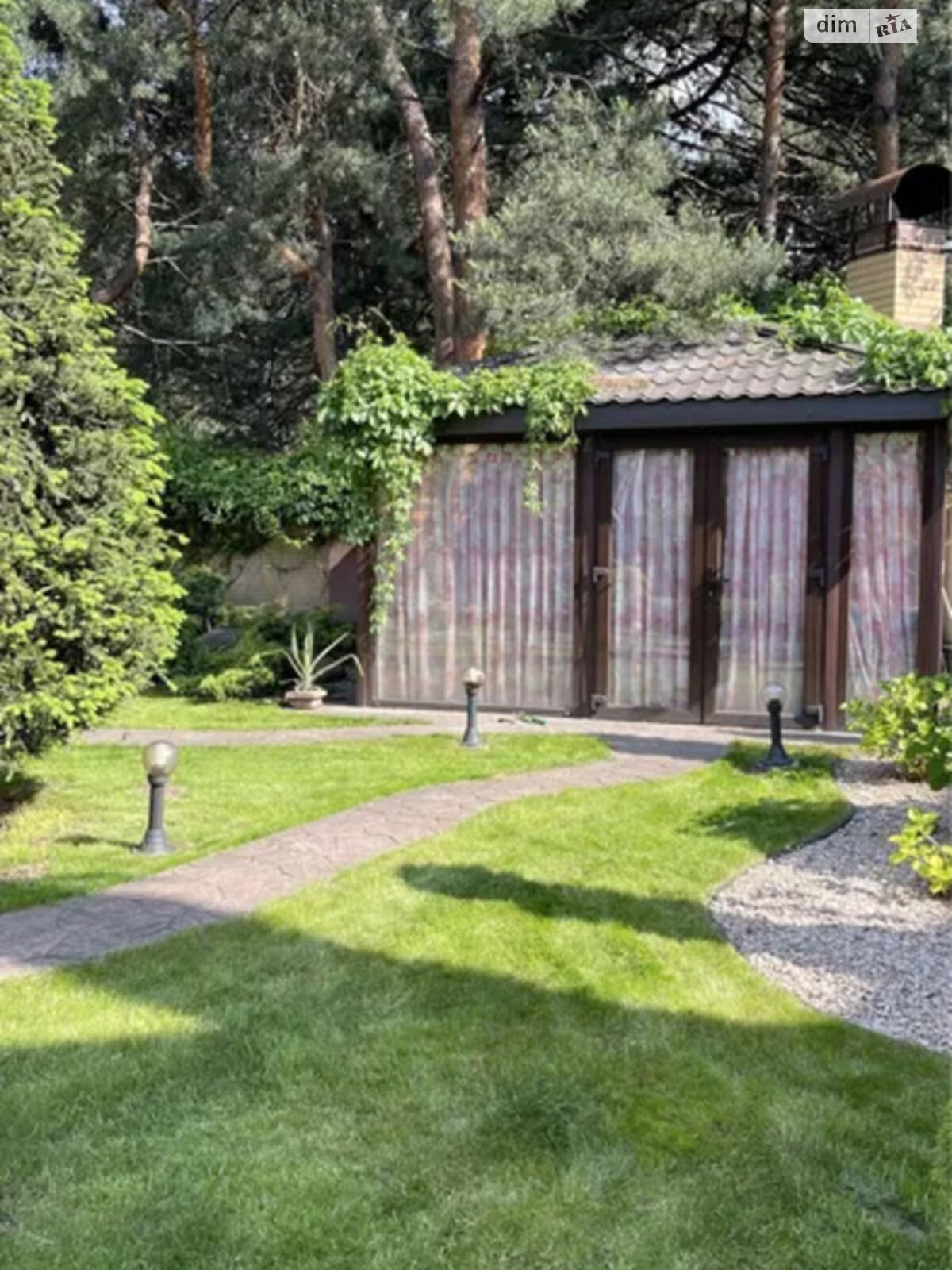 трехэтажный дом с гаражом, 363 кв. м, кирпич. Продажа в Горишних Плавнях фото 1