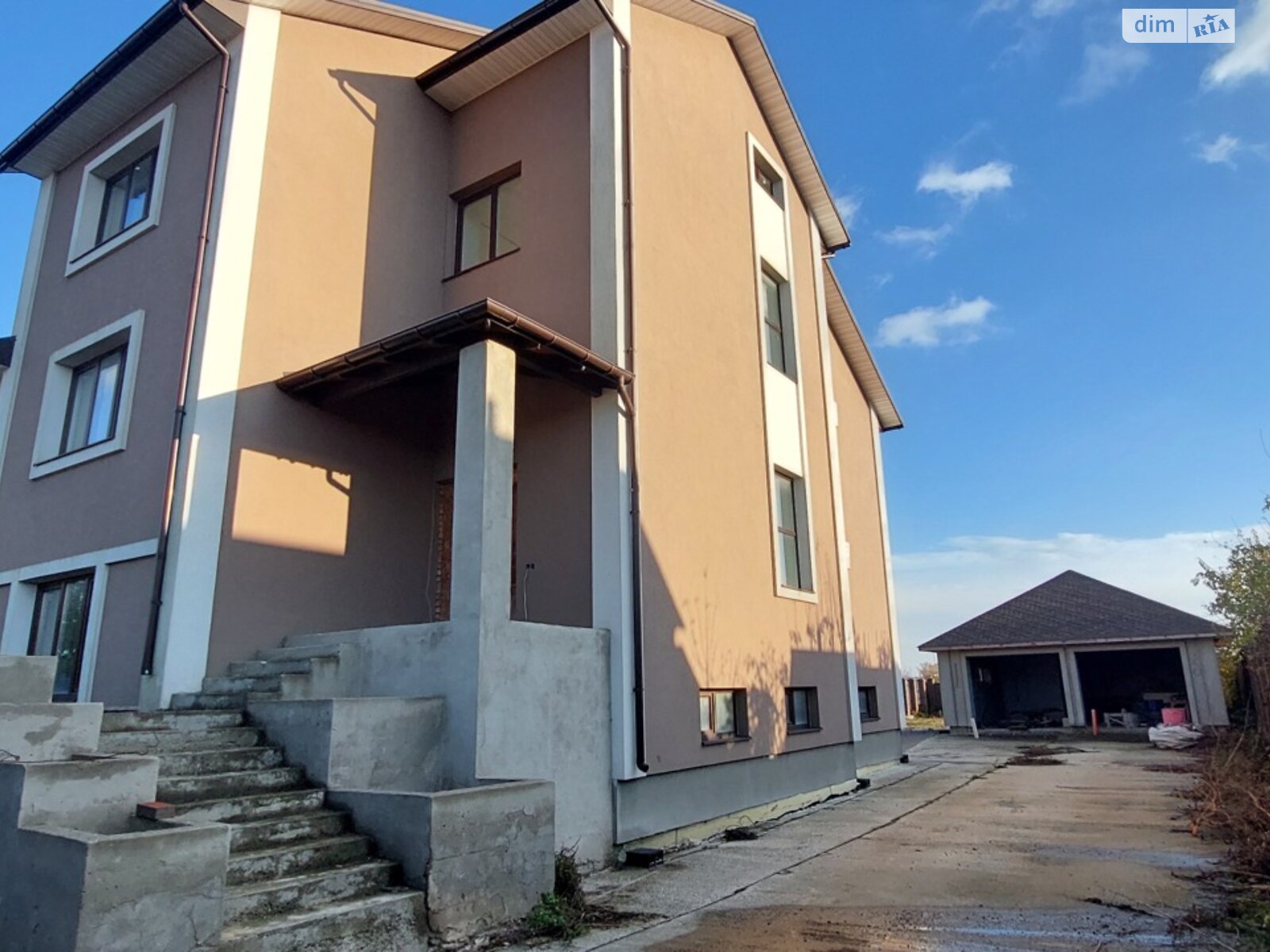 триповерховий будинок з мансардою, 527.76 кв. м, цегла. Продаж в Городоцький фото 1