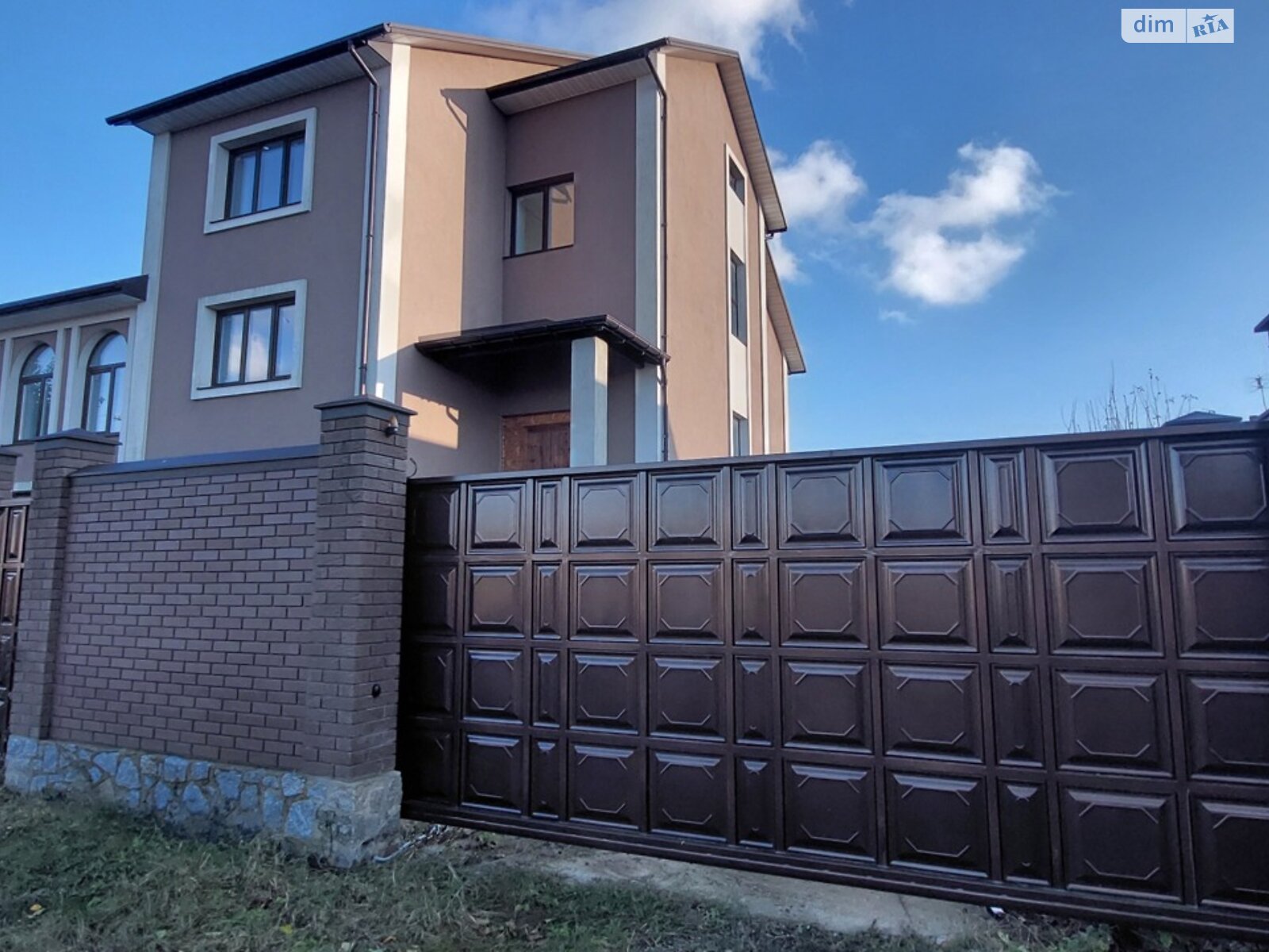 триповерховий будинок з мансардою, 527.76 кв. м, цегла. Продаж в Городоцький фото 1