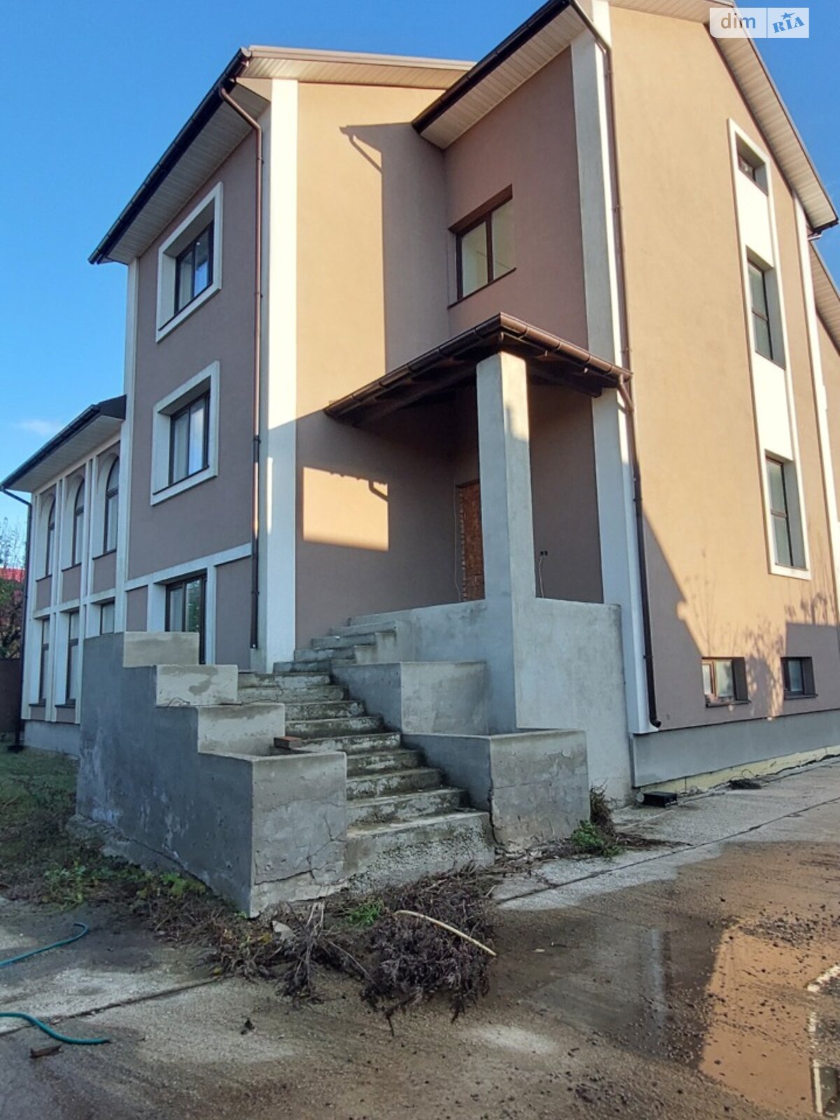 триповерховий будинок з мансардою, 527.76 кв. м, цегла. Продаж в Городоцький фото 1