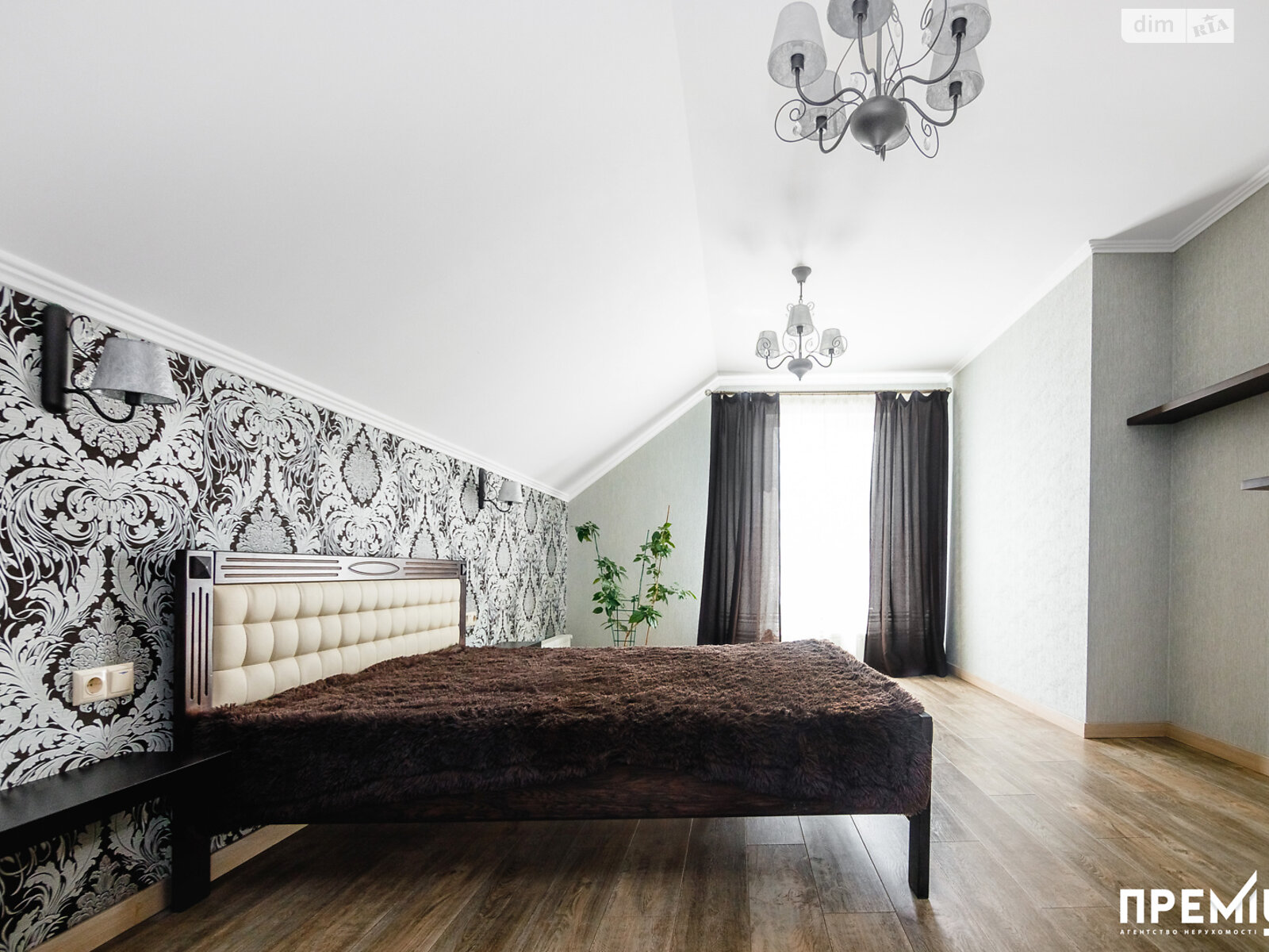 двоповерховий будинок з опаленням, 150 кв. м, цегла. Продаж у Городищі фото 1 двоповерховий будинок з опаленням, 150 кв. м, цегла. Продаж у Городищі фото 1