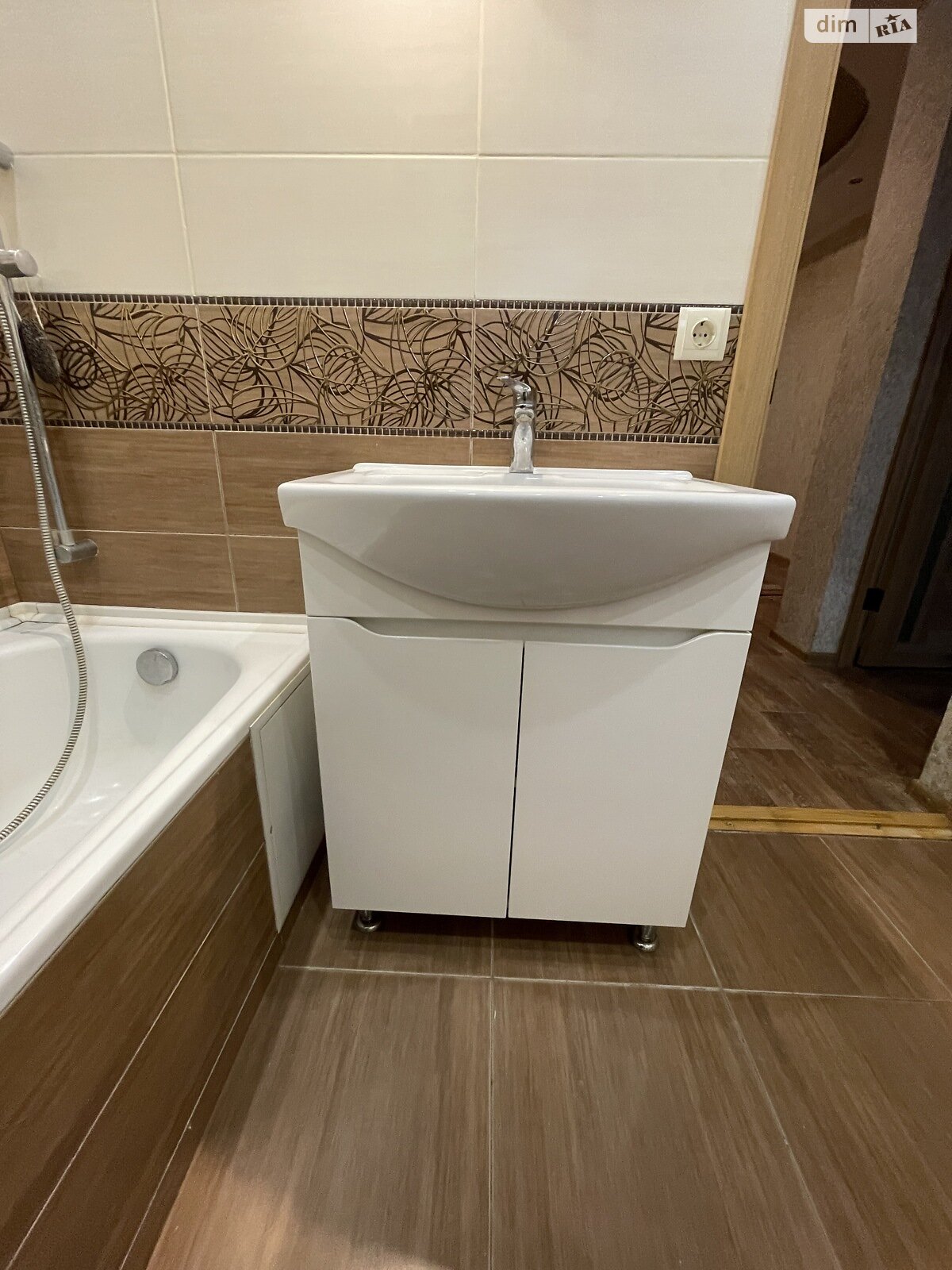 двоповерховий будинок з мансардою, 155 кв. м, цегла. Продаж у Горянівці фото 1 двоповерховий будинок з мансардою, 155 кв. м, цегла. Продаж у Горянівці фото 1