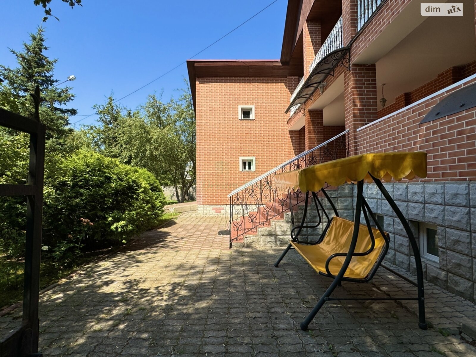 двоповерховий будинок бесідка, 297.9 кв. м, цегла. Продаж у Гостомелі фото 1 двоповерховий будинок бесідка, 297.9 кв. м, цегла. Продаж у Гостомелі фото 1