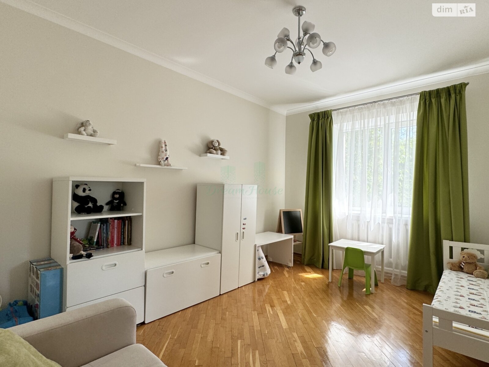двоповерховий будинок бесідка, 297.9 кв. м, цегла. Продаж у Гостомелі фото 1 двоповерховий будинок бесідка, 297.9 кв. м, цегла. Продаж у Гостомелі фото 1
