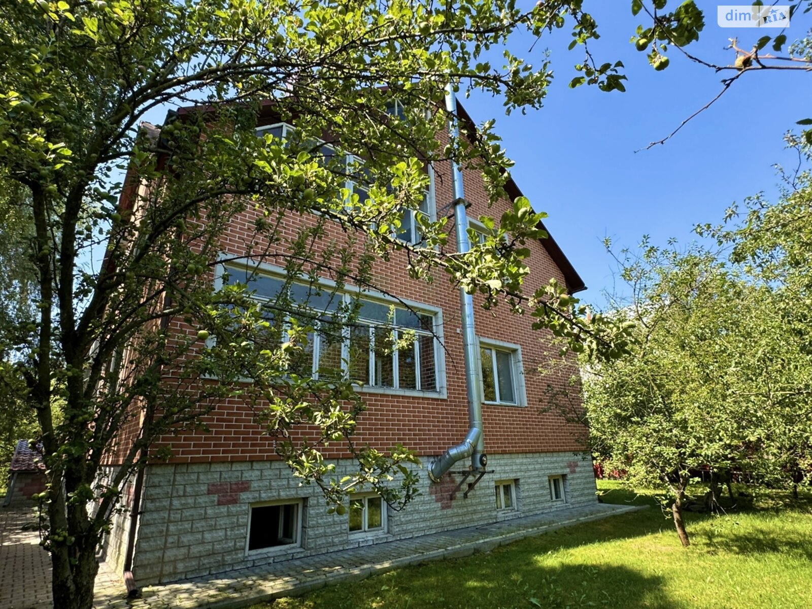 двухэтажный дом беседка, 297.9 кв. м, кирпич. Продажа в Гостомеле фото 1 двухэтажный дом беседка, 297.9 кв. м, кирпич. Продажа в Гостомеле фото 1