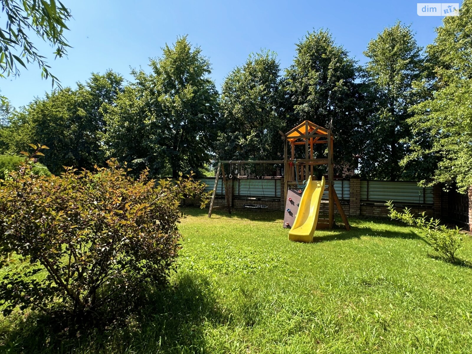 двухэтажный дом беседка, 297.9 кв. м, кирпич. Продажа в Гостомеле фото 1 двухэтажный дом беседка, 297.9 кв. м, кирпич. Продажа в Гостомеле фото 1