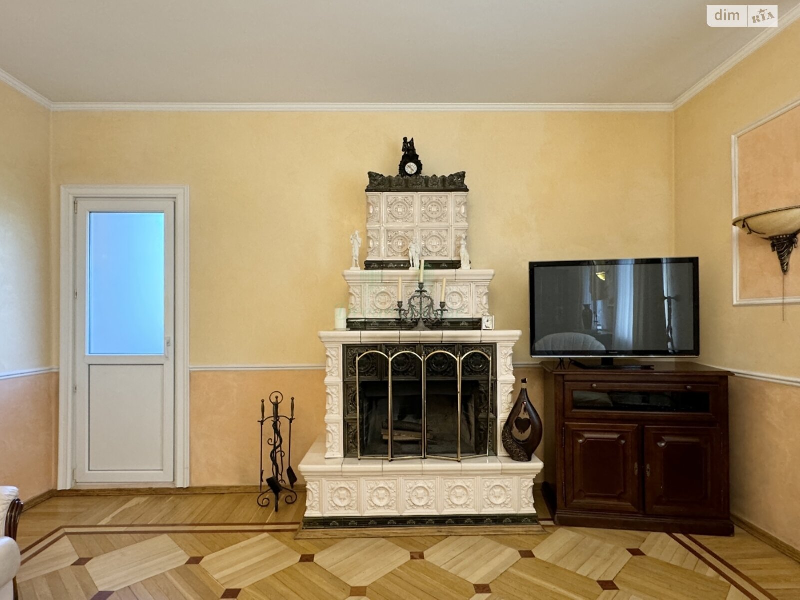 двухэтажный дом беседка, 297.9 кв. м, кирпич. Продажа в Гостомеле фото 1 двухэтажный дом беседка, 297.9 кв. м, кирпич. Продажа в Гостомеле фото 1