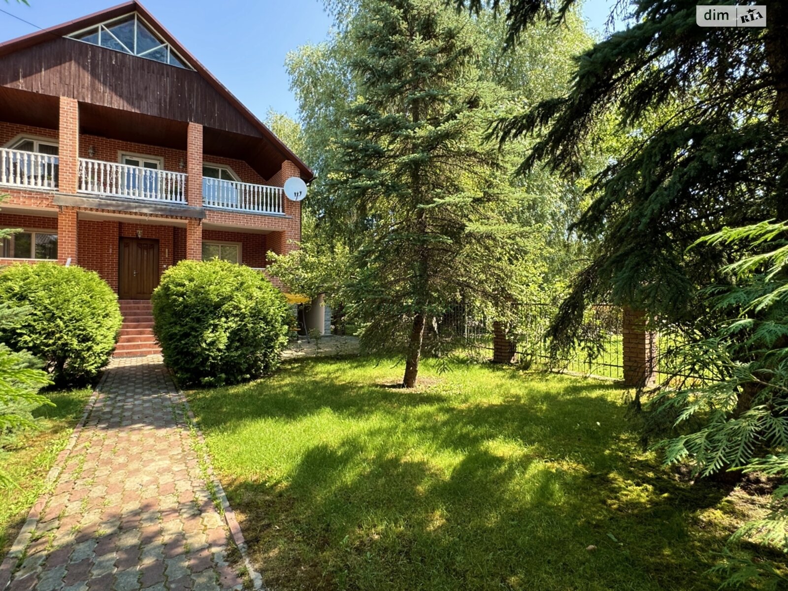 двухэтажный дом с верандой, 297.9 кв. м, кирпич. Продажа в Гостомеле фото 1 двухэтажный дом с верандой, 297.9 кв. м, кирпич. Продажа в Гостомеле фото 1