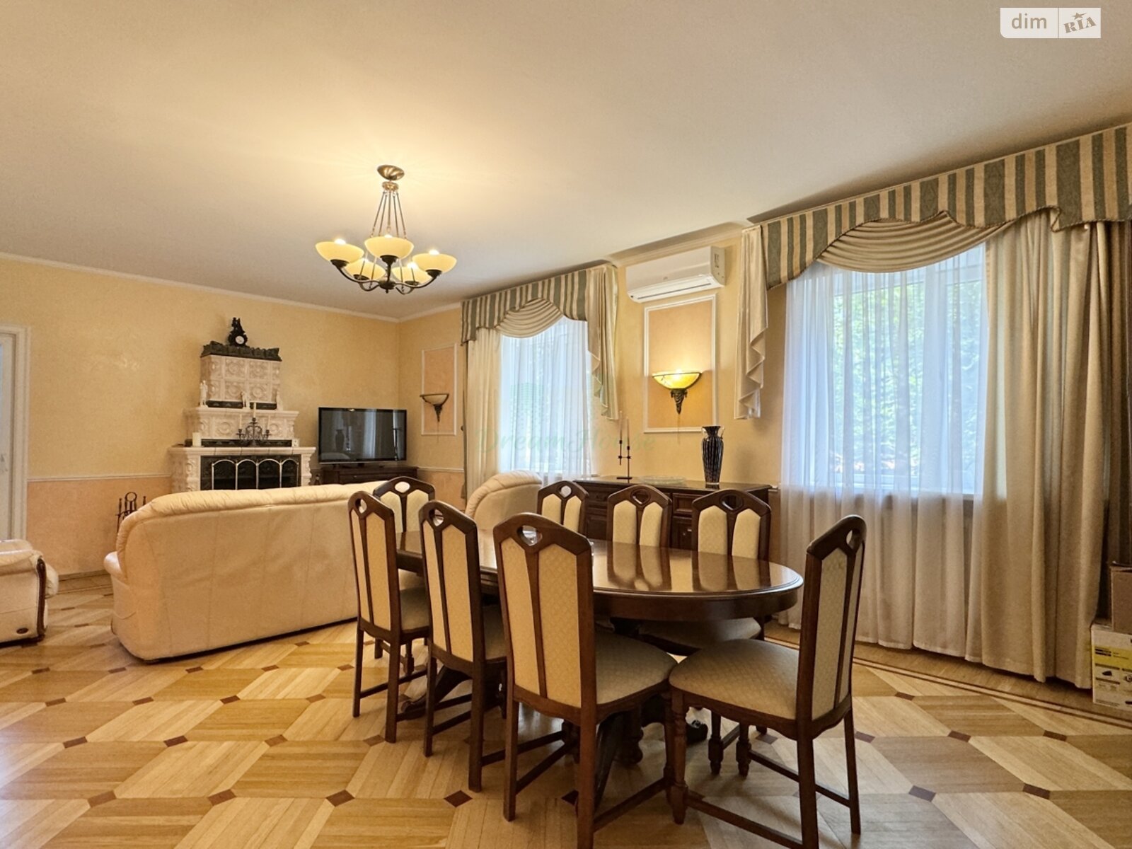 двухэтажный дом с верандой, 297.9 кв. м, кирпич. Продажа в Гостомеле фото 1 двухэтажный дом с верандой, 297.9 кв. м, кирпич. Продажа в Гостомеле фото 1