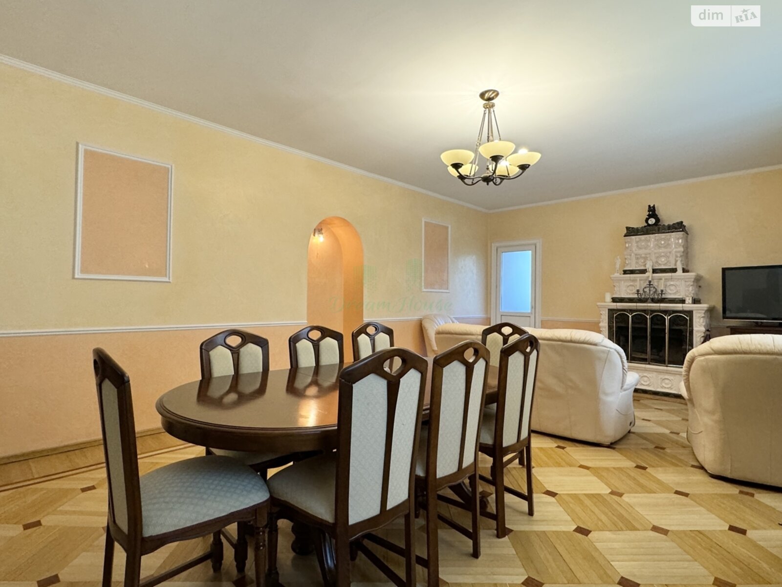 двухэтажный дом с верандой, 297.9 кв. м, кирпич. Продажа в Гостомеле фото 1 двухэтажный дом с верандой, 297.9 кв. м, кирпич. Продажа в Гостомеле фото 1