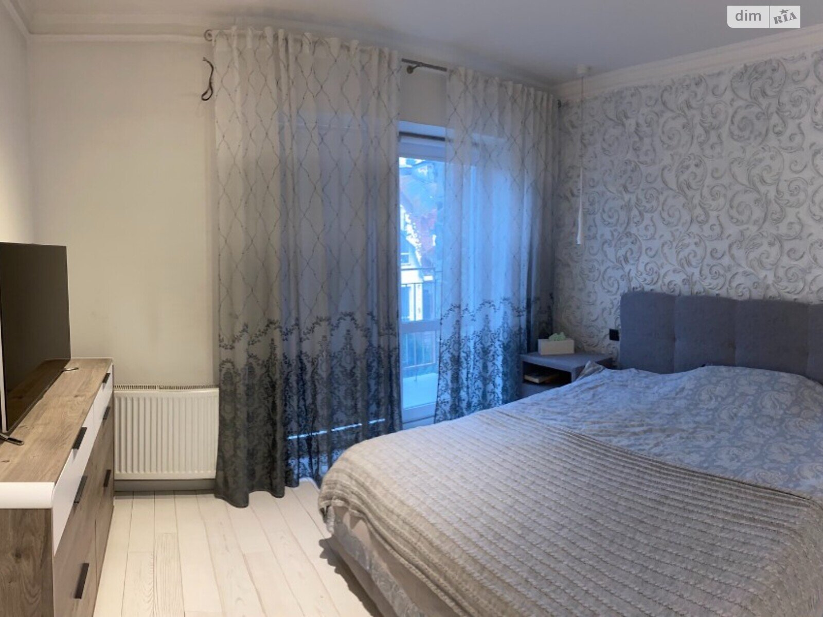 трехэтажный дом с отоплением, 106 кв. м, кирпич. Продажа в Гостомеле фото 1 трехэтажный дом с отоплением, 106 кв. м, кирпич. Продажа в Гостомеле фото 1