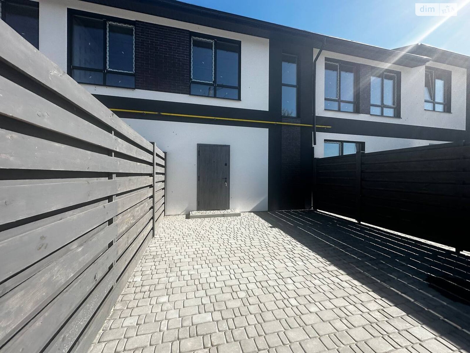 двоповерховий будинок з опаленням, 85 кв. м, газобетон. Продаж у Гостомелі фото 1 двоповерховий будинок з опаленням, 85 кв. м, газобетон. Продаж у Гостомелі фото 1