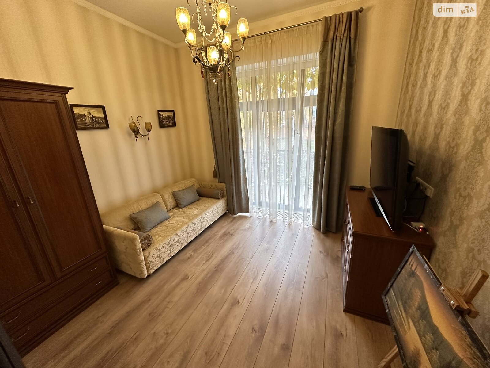 двухэтажный дом, 500 кв. м, кирпич. Продажа в Гостомеле фото 1 двухэтажный дом, 500 кв. м, кирпич. Продажа в Гостомеле фото 1