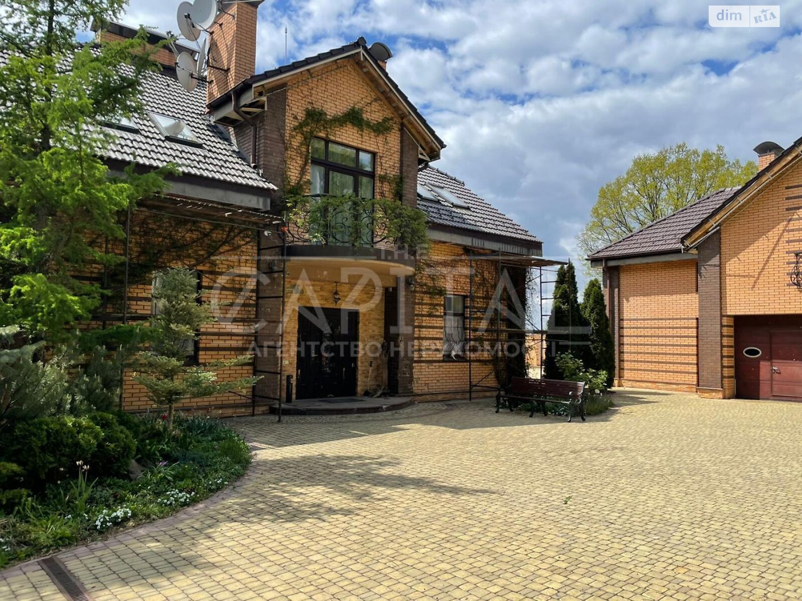 трехэтажный дом беседка, 500 кв. м, кирпич. Продажа в Гостомеле фото 1