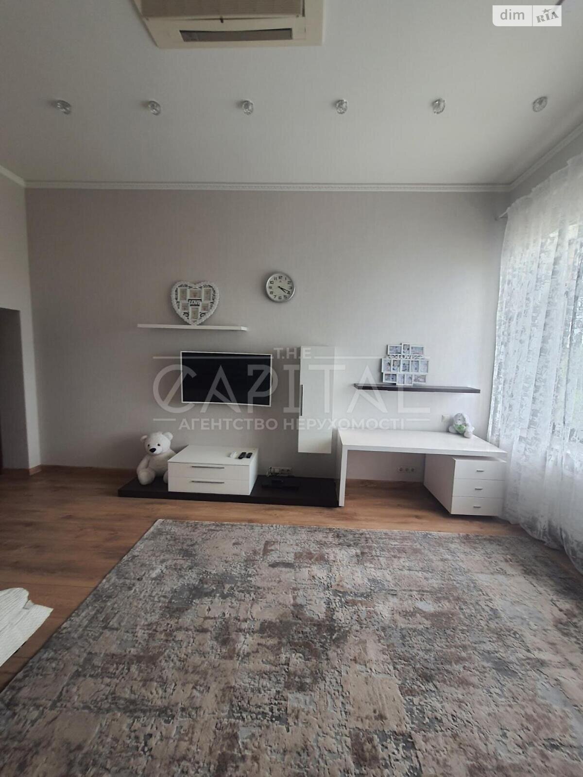 трехэтажный дом беседка, 500 кв. м, кирпич. Продажа в Гостомеле фото 1