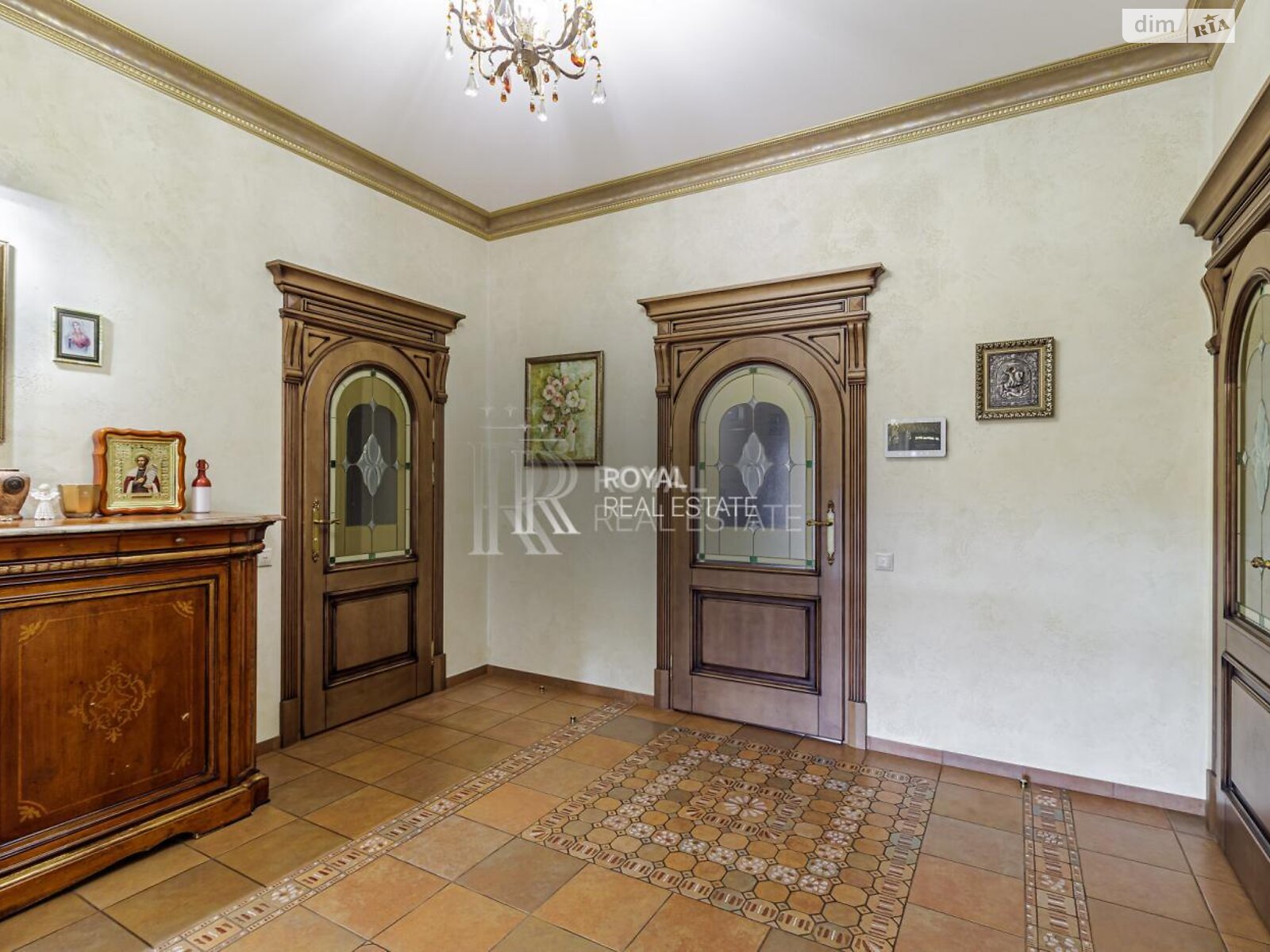 двухэтажный дом с верандой, 500 кв. м, кирпич. Продажа в Гостомеле фото 1 двухэтажный дом с верандой, 500 кв. м, кирпич. Продажа в Гостомеле фото 1