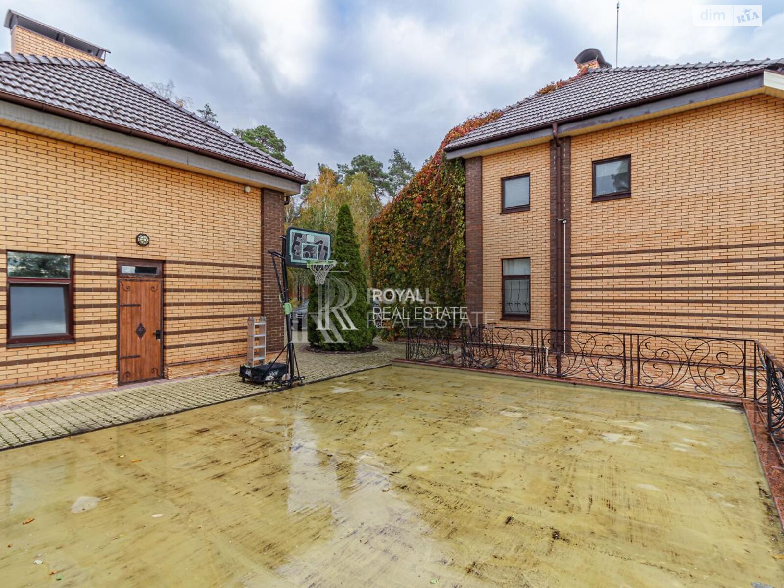 двухэтажный дом с верандой, 500 кв. м, кирпич. Продажа в Гостомеле фото 1 двухэтажный дом с верандой, 500 кв. м, кирпич. Продажа в Гостомеле фото 1