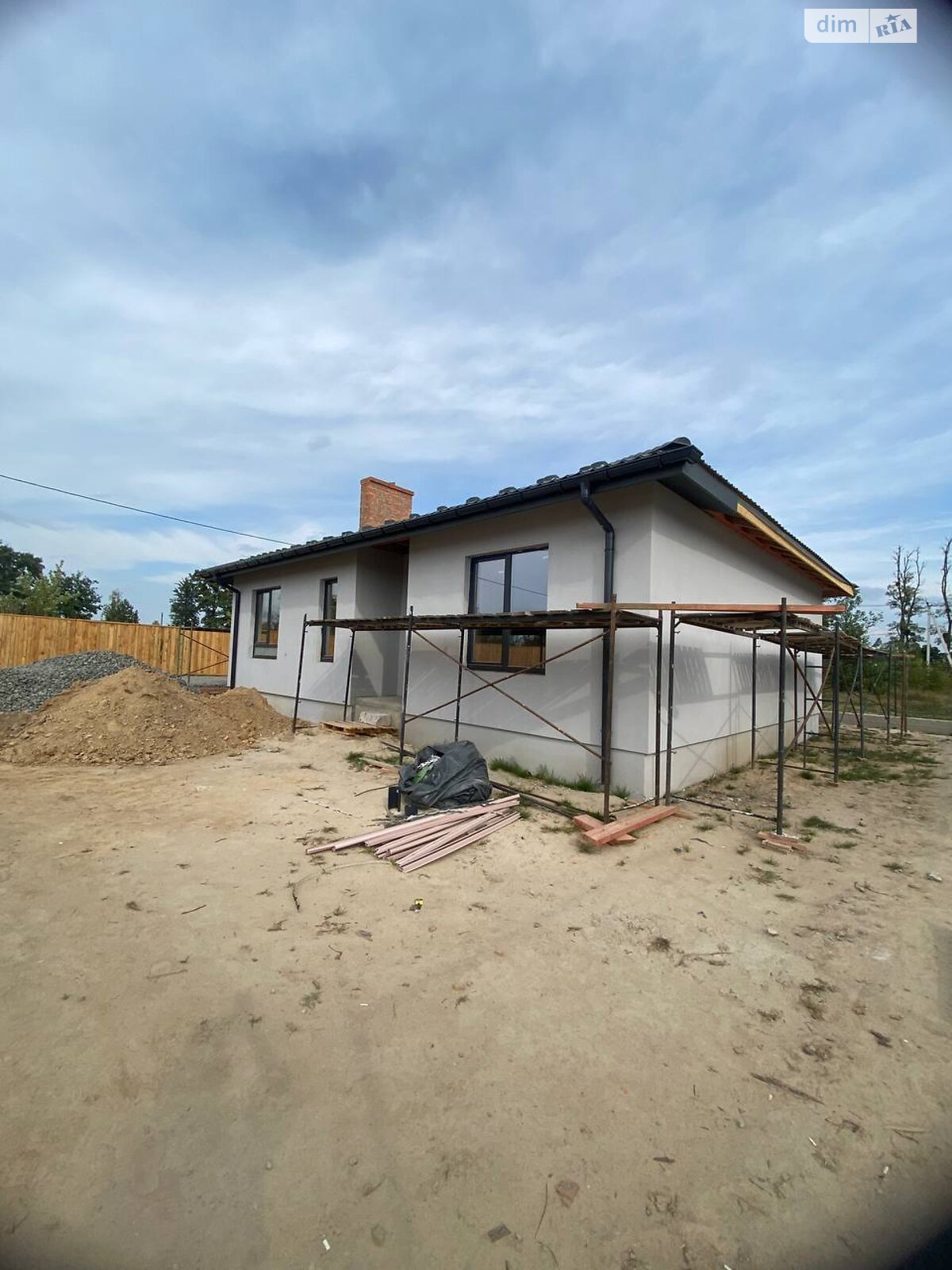 одноэтажный дом с верандой, 88 кв. м, кирпич. Продажа в Гостомеле фото 1 одноэтажный дом с верандой, 88 кв. м, кирпич. Продажа в Гостомеле фото 1