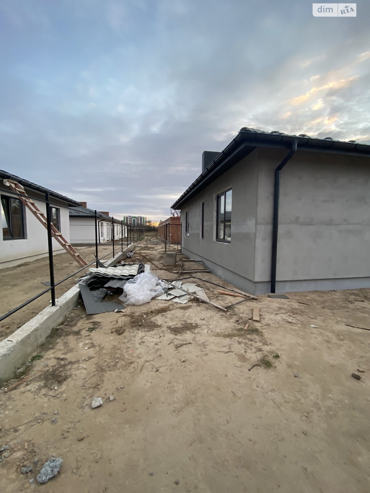 одноэтажный дом, 93 кв. м, кирпич. Продажа в Гостомеле фото 1 одноэтажный дом, 93 кв. м, кирпич. Продажа в Гостомеле фото 1