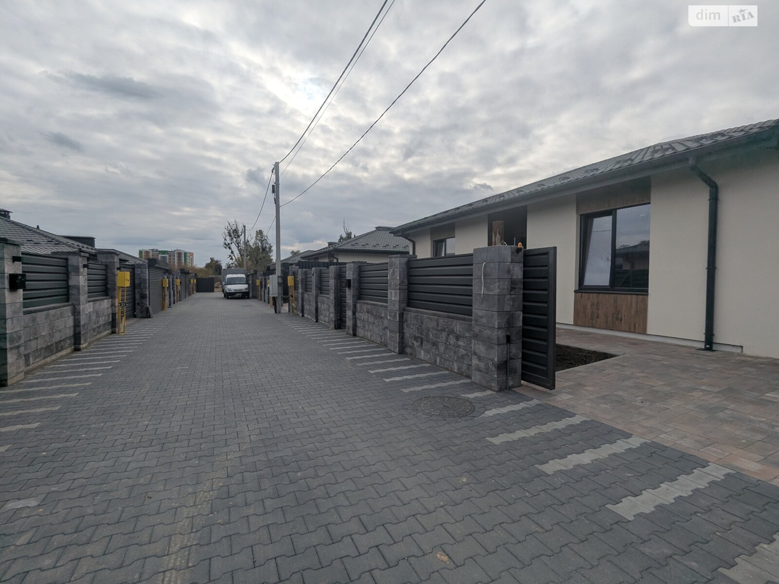 одноповерховий будинок з гаражем, 96 кв. м, цегла. Продаж у Гостомелі фото 1 одноповерховий будинок з гаражем, 96 кв. м, цегла. Продаж у Гостомелі фото 1