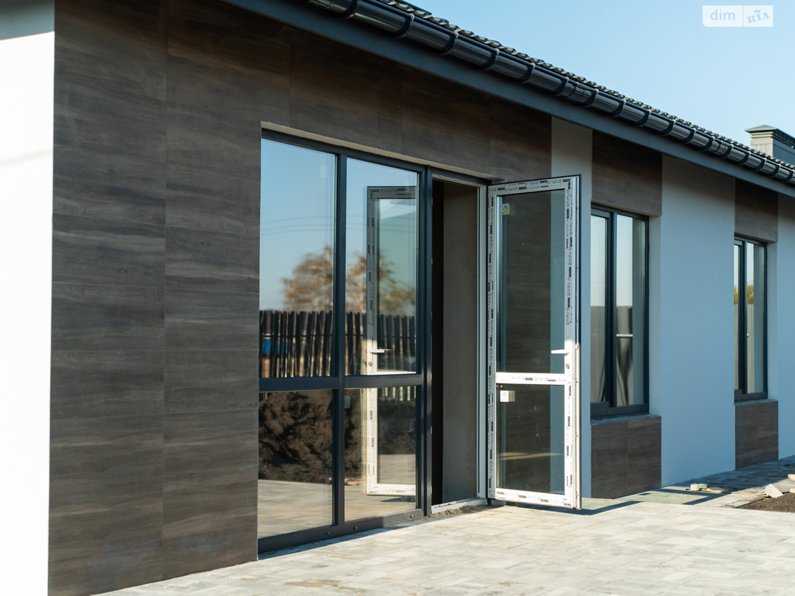 одноэтажный дом с отоплением, 112.9 кв. м, кирпич. Продажа в Гостомеле фото 1