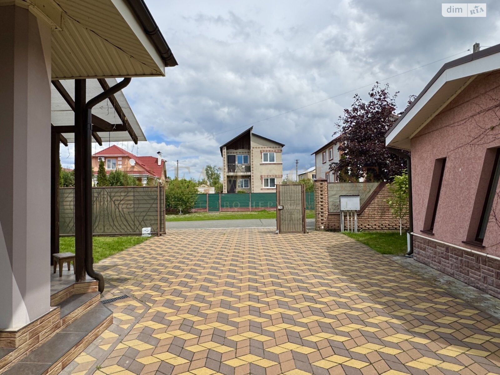 одноповерховий будинок з верандою, 167.3 кв. м, цегла. Продаж у Гостомелі фото 1 одноповерховий будинок з верандою, 167.3 кв. м, цегла. Продаж у Гостомелі фото 1