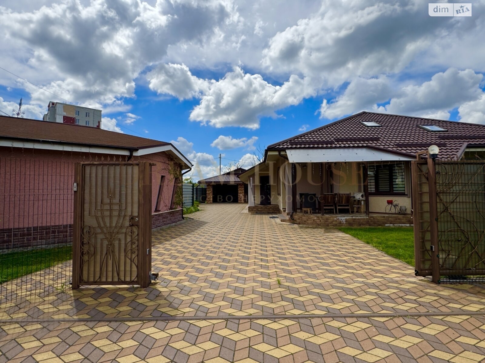 одноповерховий будинок з верандою, 167.3 кв. м, цегла. Продаж у Гостомелі фото 1 одноповерховий будинок з верандою, 167.3 кв. м, цегла. Продаж у Гостомелі фото 1