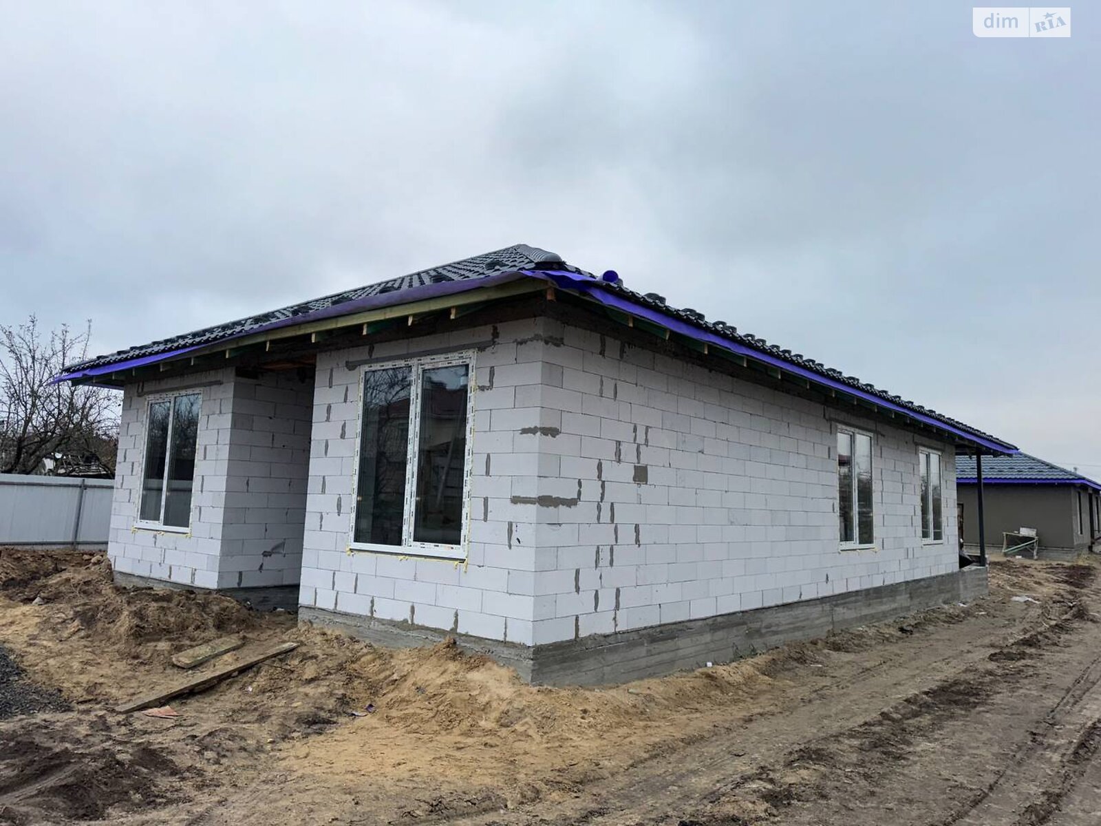 одноэтажный дом с отоплением, 105 кв. м, пеноблок. Продажа в Гостомеле фото 1 одноэтажный дом с отоплением, 105 кв. м, пеноблок. Продажа в Гостомеле фото 1
